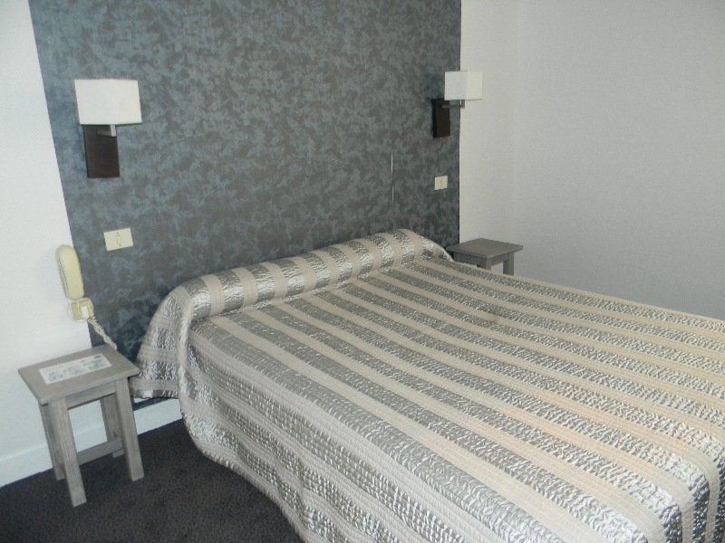 Brit Hotel Cahors - Le Valentre Kültér fotó
